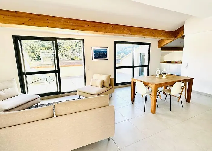 Appartement Superbe 3 150m2 - Parking Gratuit, Climatisation, Terrasses - Standing *