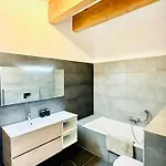 Sur Le Port, 150m2 - Parking Gratuit, Climatisation, Terrasses - Standing * Bonifacio (Corsica)