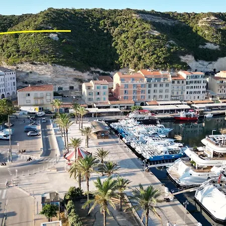 Au Pied Du Port, 150m2 - Parking Gratuit, Climatisation, Terrasses - Standing Apartament