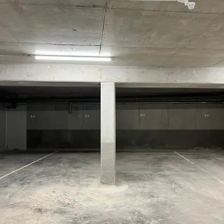 Apartament Au Pied Du Port, 150m2 - Parking Gratuit, Climatisation, Terrasses - Standing