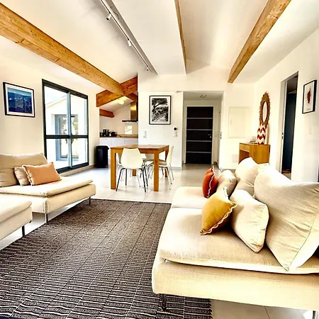 Au Pied Du Port, 150m2 - Parking Gratuit, Climatisation, Terrasses - Standing