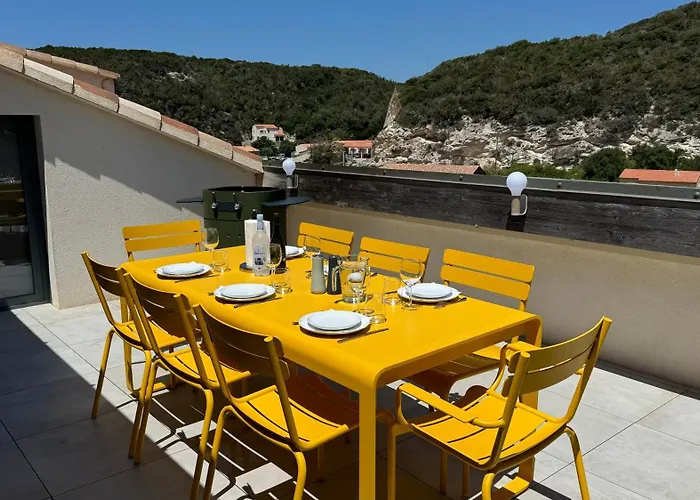 Sur Le Port, 150m2 - Parking Gratuit, Climatisation, Terrasses - Standing 아파트